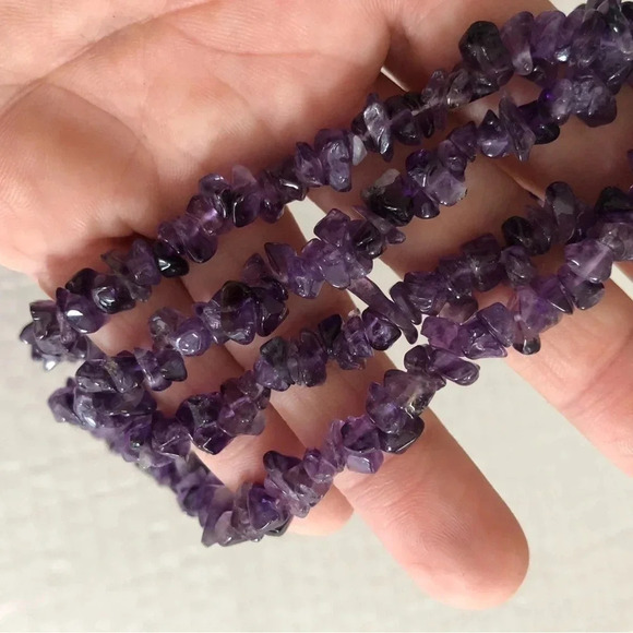 Vintage 17” Amethyst Chip  Necklace - Picture 3 of 7